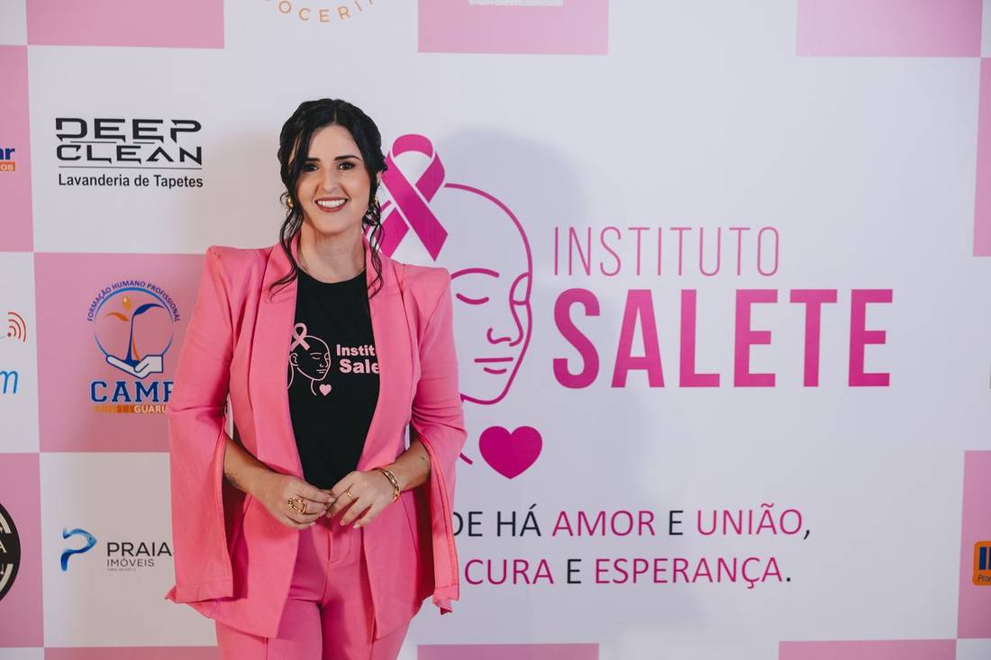 Painel do Instituto Salete com as marcas apoiadoras